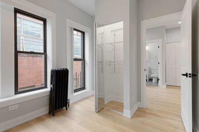 1651 W Jonquil Terrace unit 12, Chicago, IL 60626 - photo 7