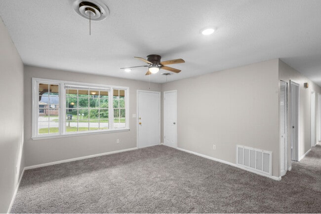 2835 Lumpkin Rd, Augusta, GA 30906 - photo 3