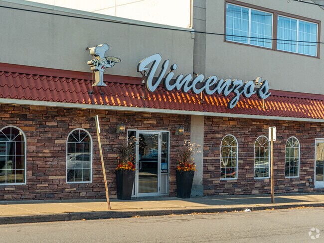 Grab a slice of pizza at Vincenzo's in Hyde Park.