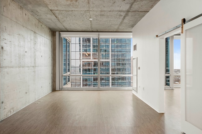 1425 S State St, Chicago, IL 60605 - photo 3