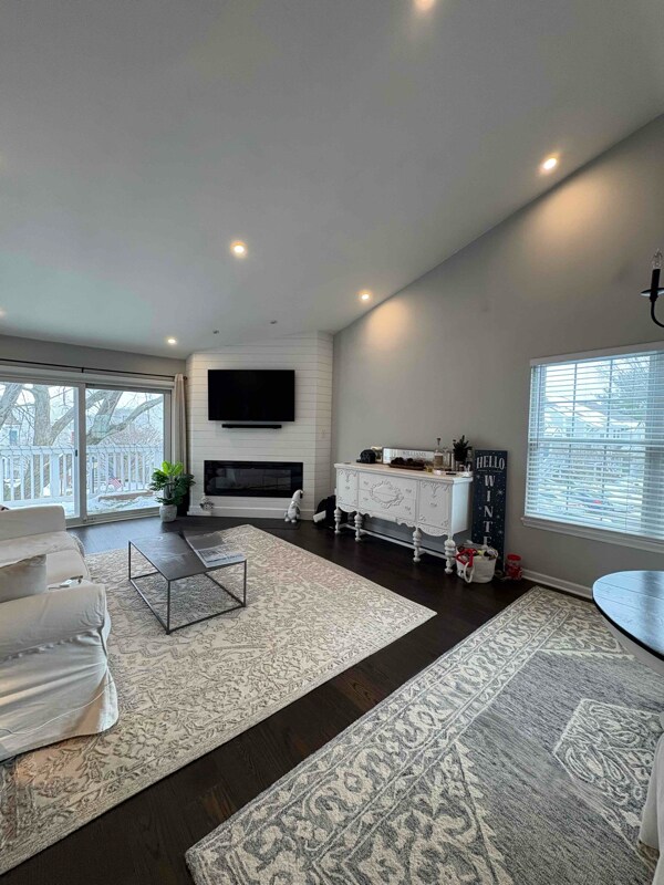 2867 Yarling Ct, Falls Church, VA 22042