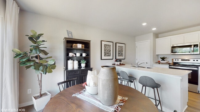 3305 12th Ave SW, Altoona, IA 50009 - photo 6