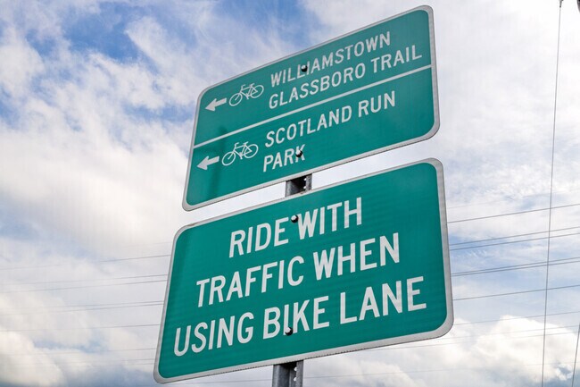 Many bike-friendly places to ride in and around Clayton, New Jersey.