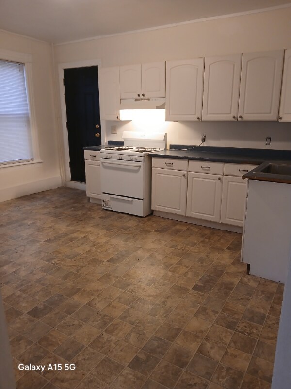 183-187-187 Franklin St, Norwich, CT 06360 - photo 1