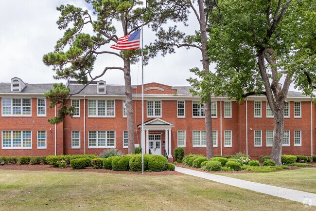 Forest Hills Elementary School