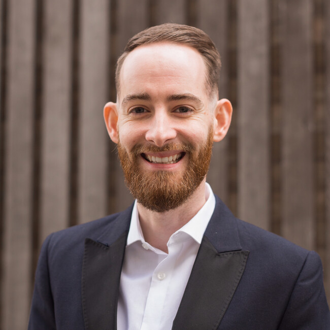 Agent Photo
