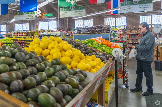 Pete's Fruit Market offwrs a lot of items.