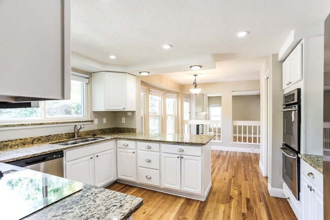 15031 E Chenango Ave, Aurora, CO 80015 - photo 7