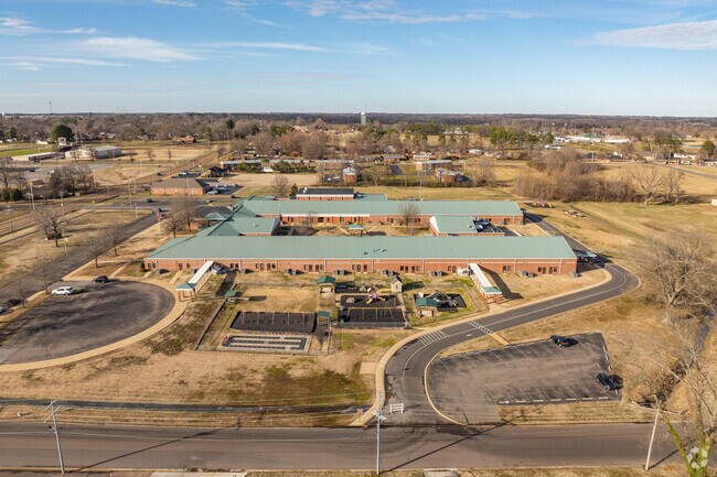 Union City Elementary School.