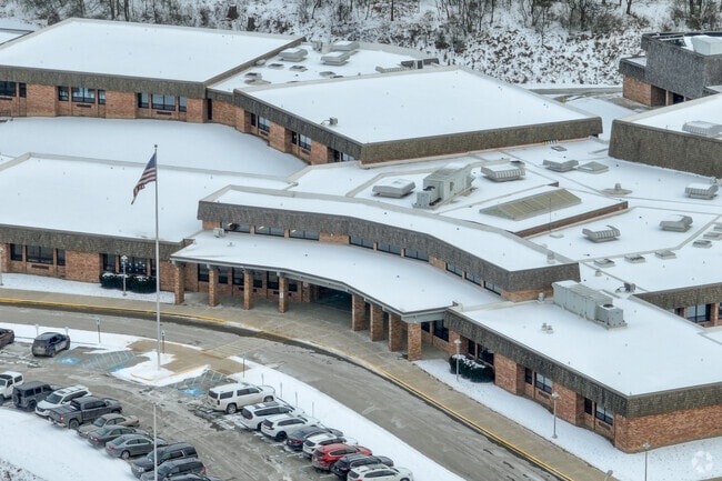 Lenape Elementary School has 750 students.