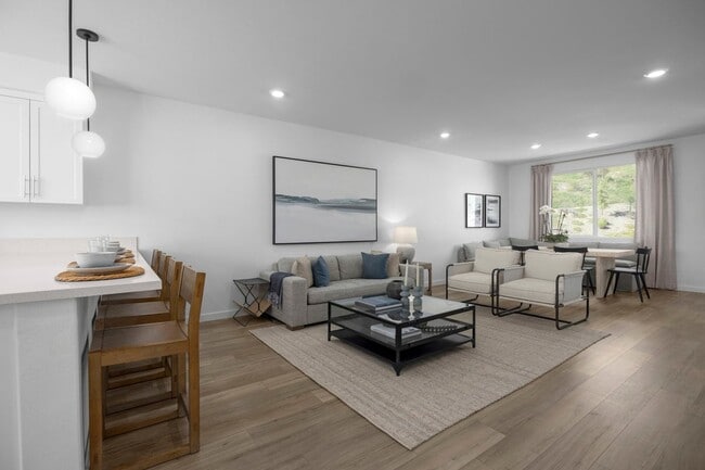 Valencia - Iris, Plan 1987 Modeled unit 36631896, Stevenson Ranch, CA 91381 - photo 6