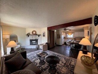 859 W 5th St, Sheridan, WY 82801