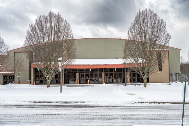 Albert Gallatin Area Senior High School has a student-teacher ratio of 16 to 1 on Niche.