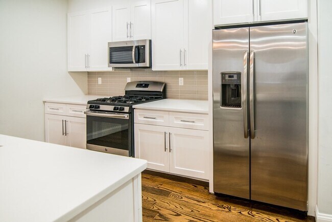 757 Washington St unit 1, Dorchester Center, MA 02124 - photo 2