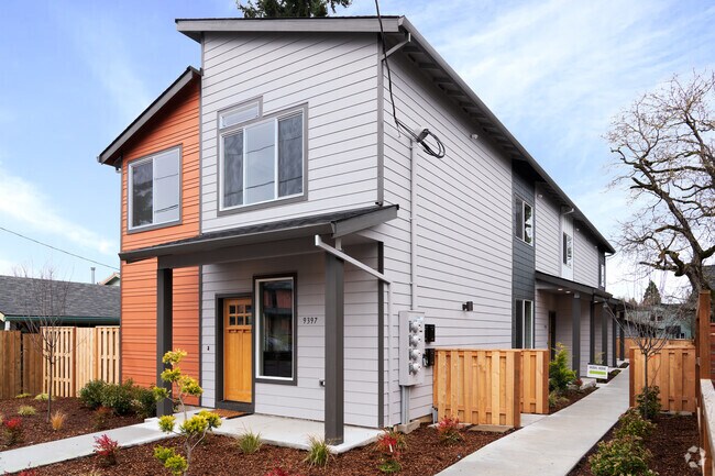 There are many new builds to be found in the St. Johns neighborhood.