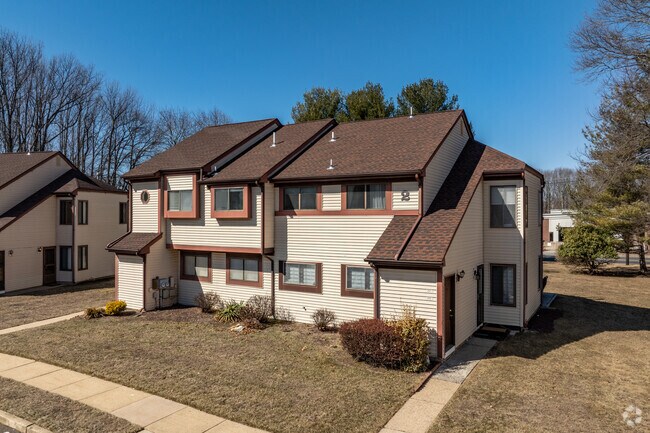 Dayton features a variety of condos, offering modern living with easy access to schools, parks, and shopping.