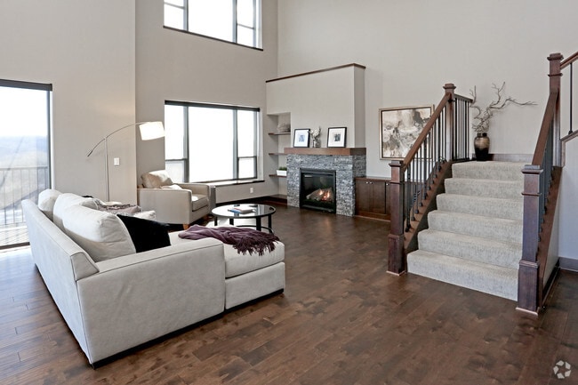 Victoria Park and V2 Apartments, Saint Paul, MN 55102 - photo 6