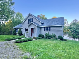 5 Bracken Ln, Stockton Springs, ME 04981