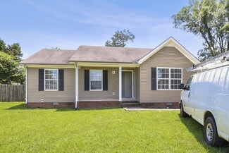 2420 Plymouth Ct, Murfreesboro, TN 37127