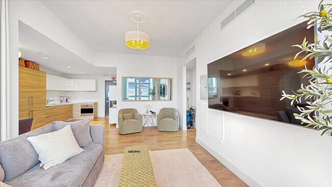 777 N Ocean Dr unit ID1234542P, Hollywood, FL 33019 - photo 4