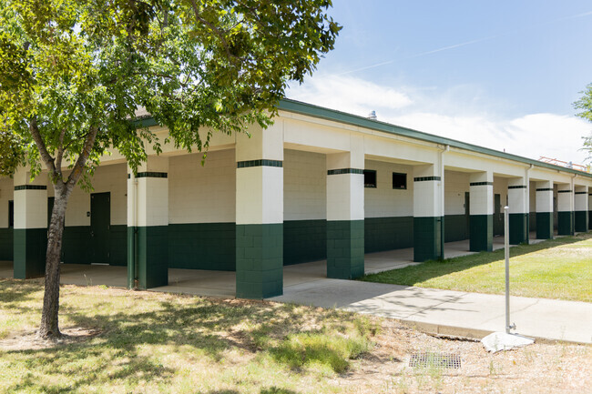 The student to teacher ratio at Shasta View Academy is 20 to 1.