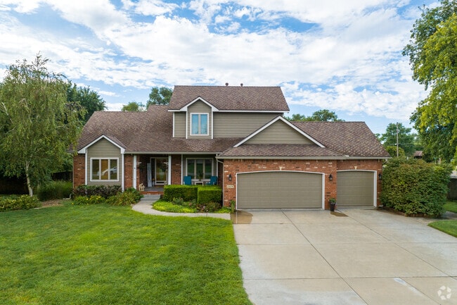 Large growing families will enjoy North End Riverview's spacious homes with three-car garages.