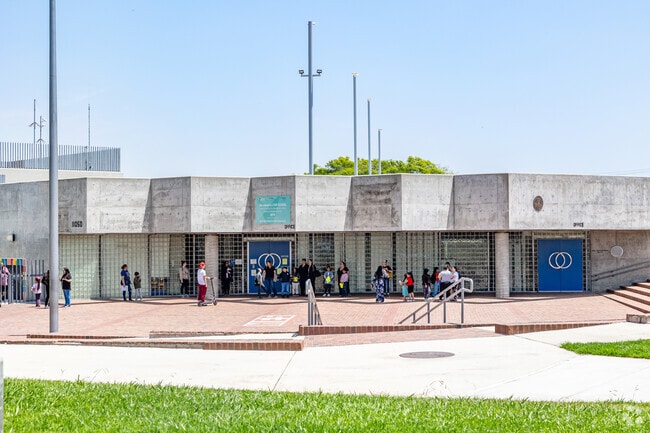A Spanish-English dual language program is offered at Moffett Elementary School.