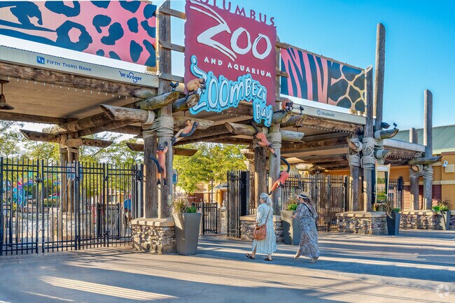 Columbus Zoo and Aquarium is a 15-minute drive from Worthingview with over 10,000 animals.