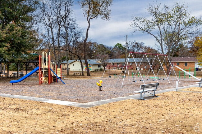 Philpot Park sits nestled in a residential area of Chapman Heights and features a playground.