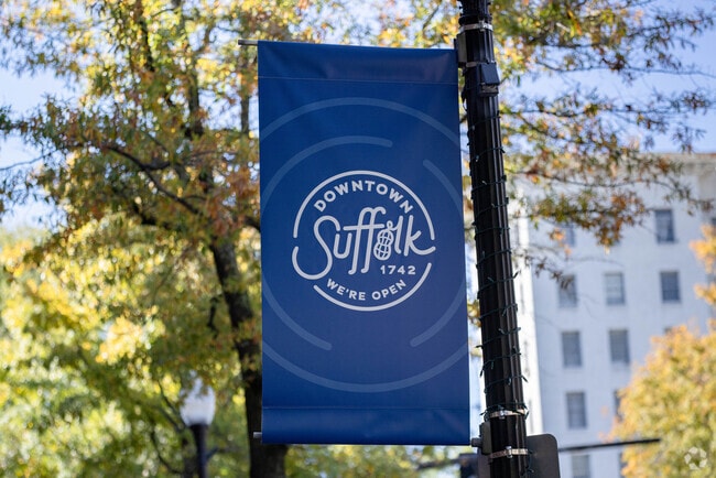 Downtown Suffolk City is bustling with foot traffic in the fall.