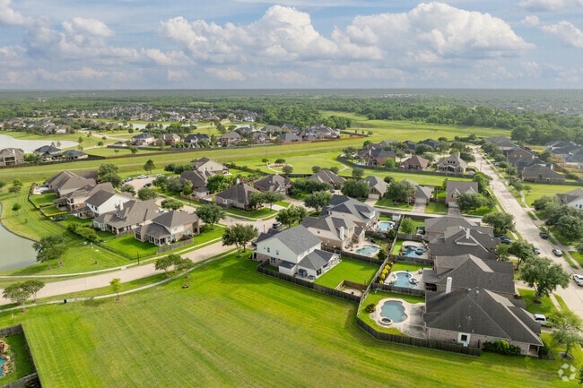 Many residents of The Lakes at Highland Glen enjoy a swim in the pool on those hot summer days.