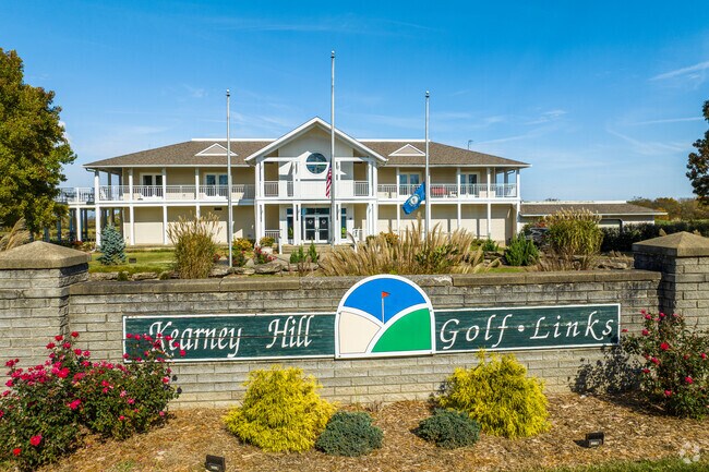 Kearney Hill Golf Links is a fun place to enjoy golf on summer's day.