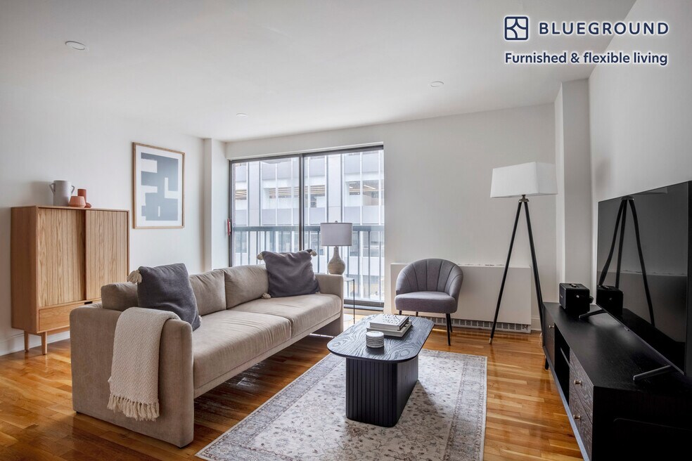 123 E 54th St unit FL4-ID1254, New York, NY 10022 - photo 1