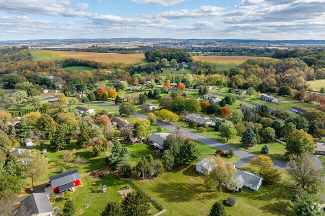 In North Londonderry, spacious ranch homes with acres of land are desirable for many buyers.