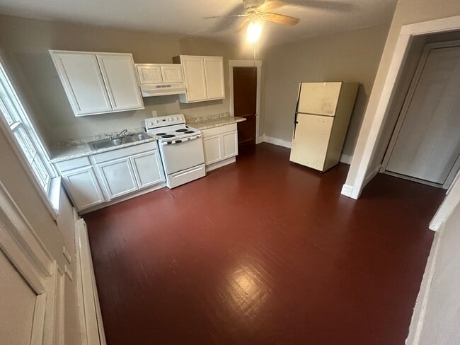 342 Holmes St unit 4, Frankfort, KY 40601 - photo 2