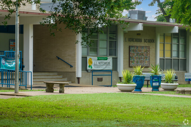 L L Hotchkiss Elementary School, Rankings & Reviews - Homes.com