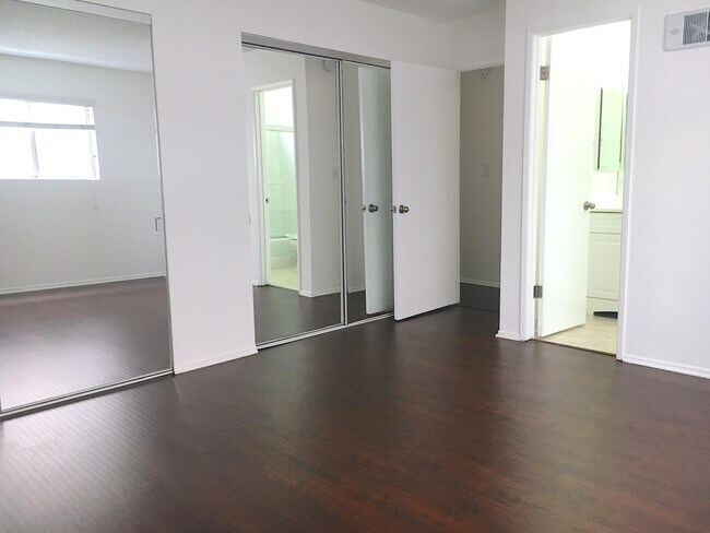 1236 Amherst Ave unit 11, Los Angeles, CA 90025 - photo 5