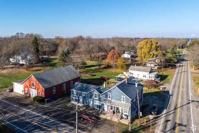 Homes in Somerset often feature large lots that blend into the rural landscape.