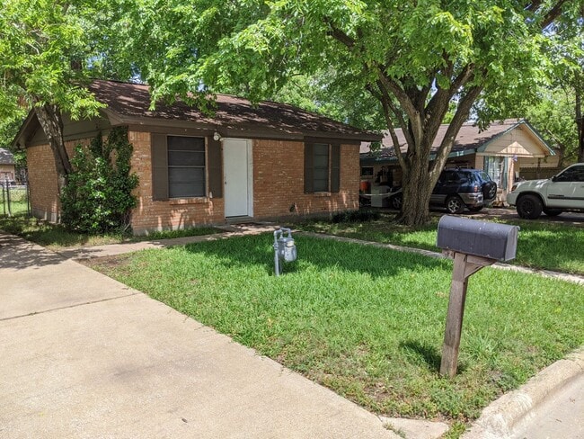1911 Orman St, Bryan, TX 77801 - photo 2