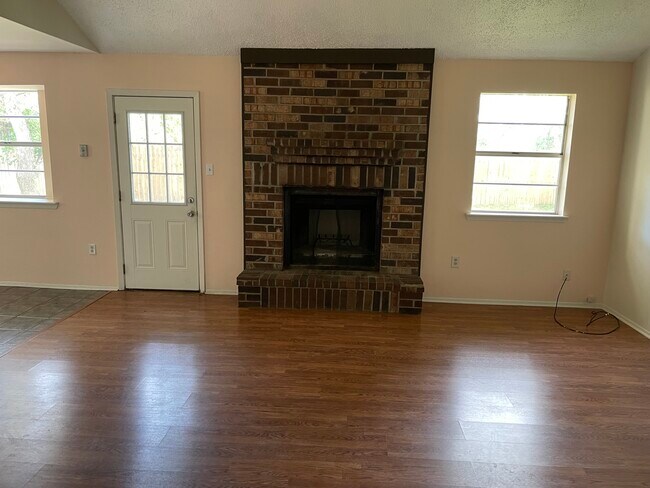 14145 Gravier Ave, Baton Rouge, LA 70810 - photo 5