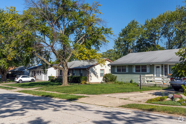 There are many smaller single family homes in Bunker Hill.