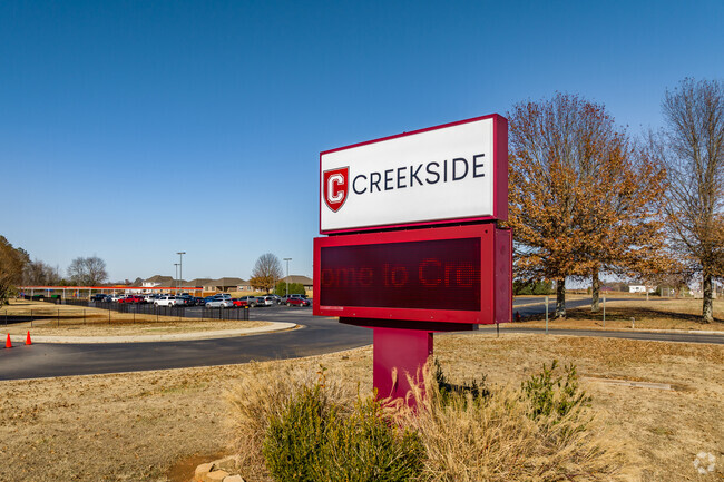 Creekside Elementary is a Limestone County School located in Harvest.