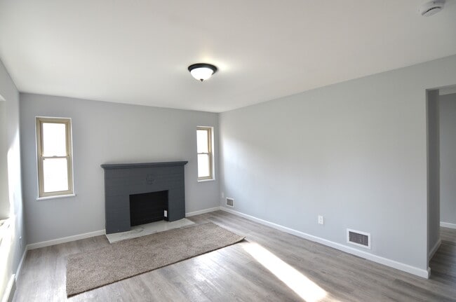 7301 Brookcrest Dr unit 1, Cincinnati, OH 45237 - photo 4