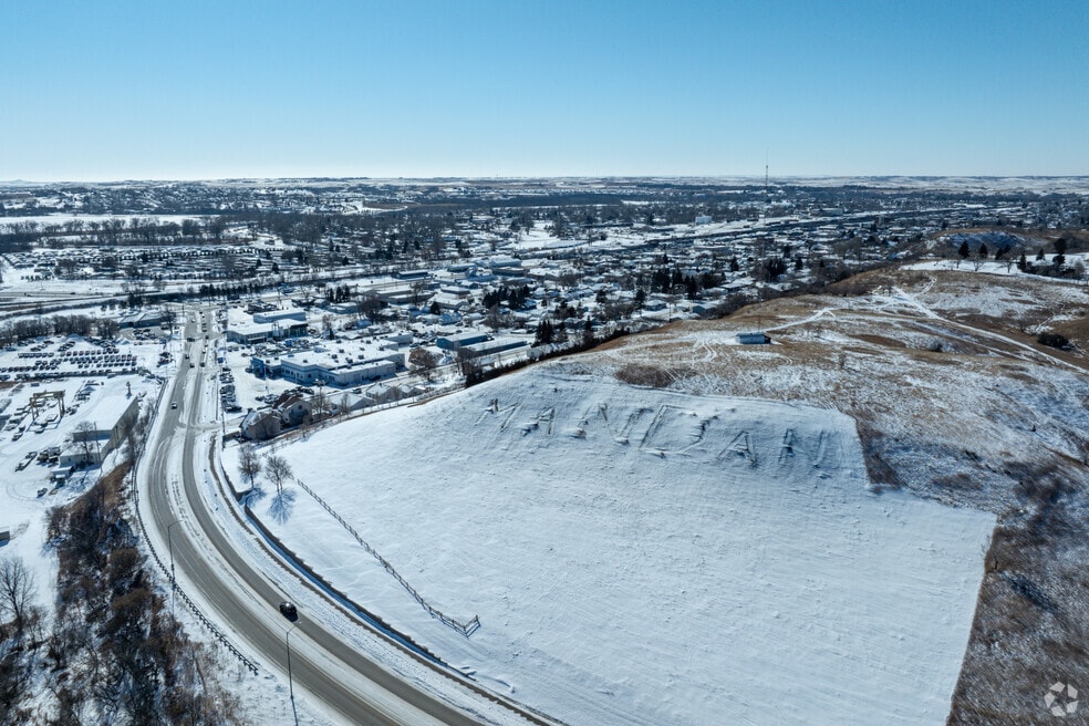 CP_Mandan_1026556_P1_030725_FB_v1