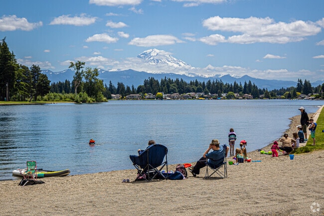 Lake Tapps Park is the perfect summer hangout in Bonney Lake.