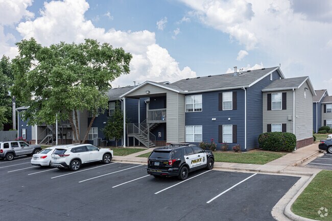 412 Crossing, Springdale, AR 72762 - photo 2