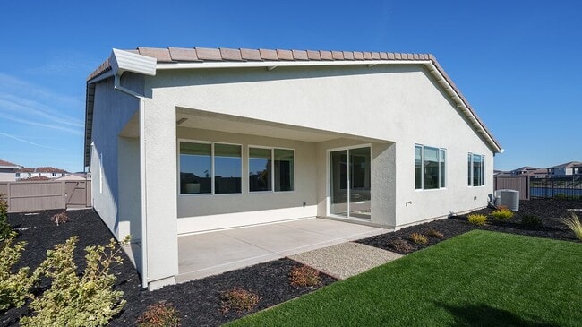 6843 Oyster Point Ln, Stockton, CA 95219 - photo 3