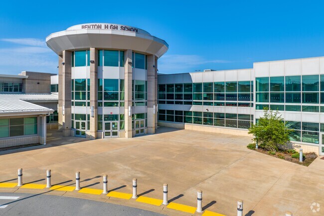 Benton High School, Benton AR Rankings & Reviews - Homes.com