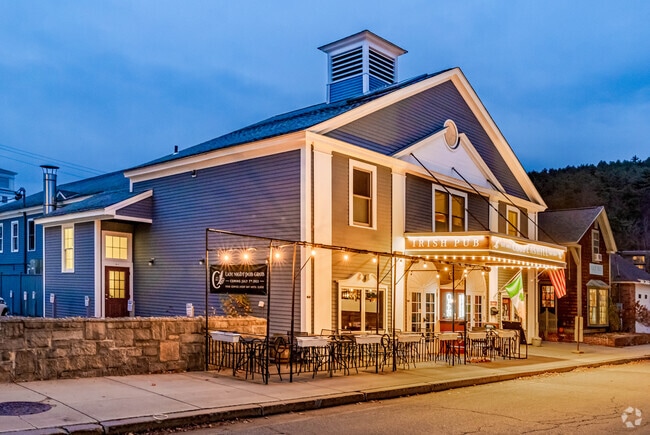 A good night in Peterborough begins and ends at Coopershill Irish Pub.