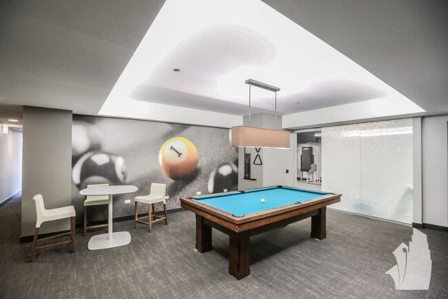 4334 N Hazel St unit 209, Chicago, IL 60613 - photo 7